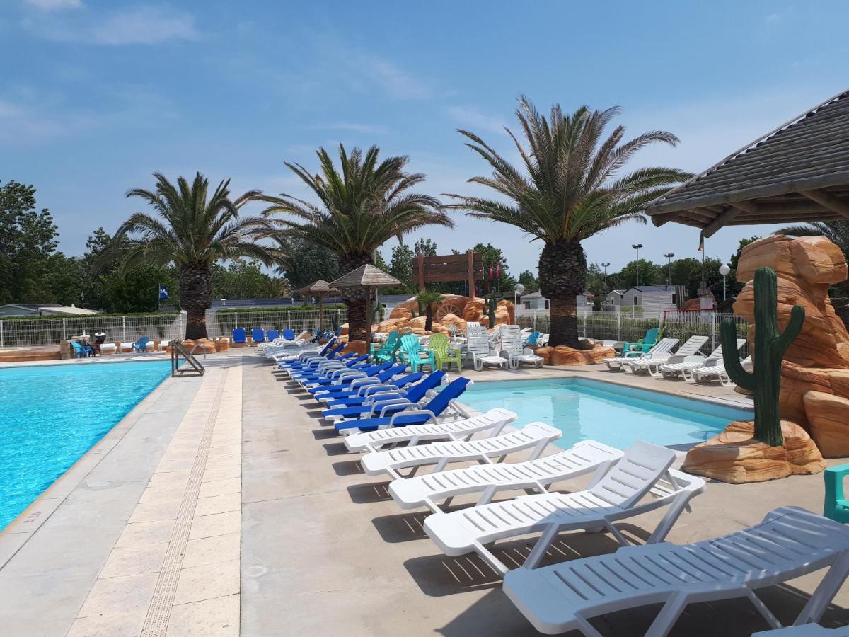 Vias-Plage Camping Les Salisses Quality Holidays Exterior foto